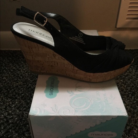 Black brand new wedges - Picture 2 of 2